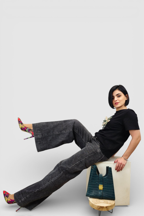 Crne trendi wide leg traperice Meadow s ispranim efektom