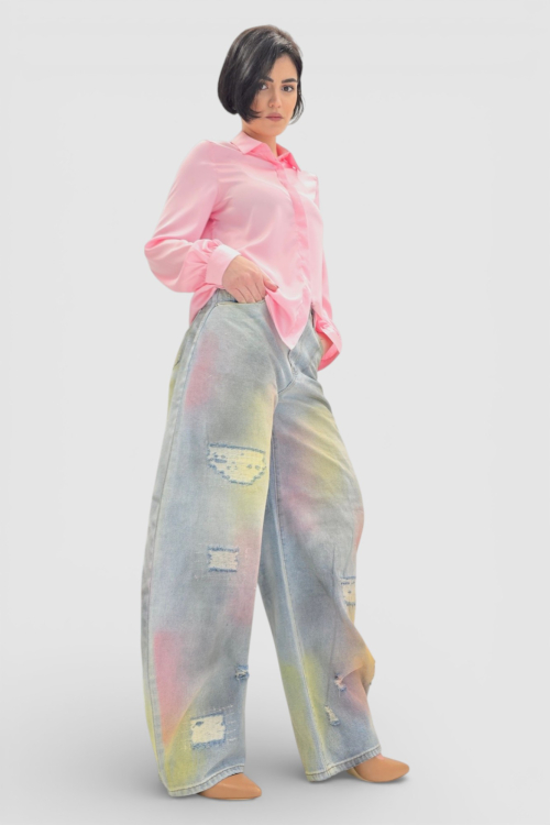 Ženska satenska košulja Fianna u nježno roza boji s diskretnim sjajem