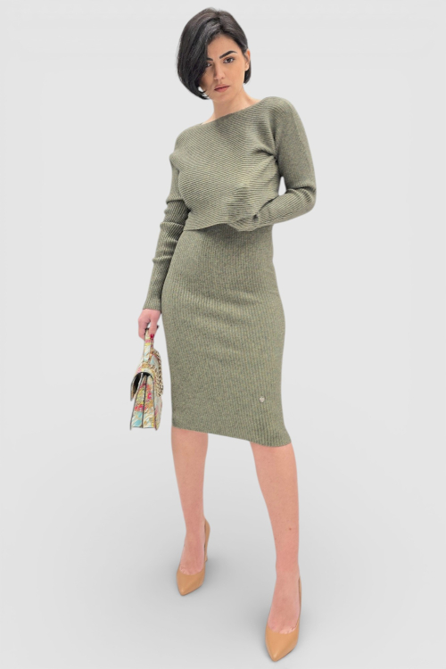 Komplet rebraste viskozne haljine i džempera u kaki boji Catrina