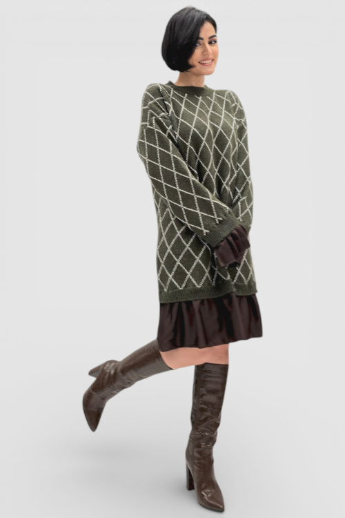Zelena pletena haljina Cristal s dijamantnim uzorkom i satenskim rub s volanom