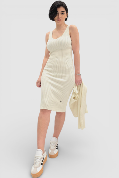 Komplet bež rebraste viskozne haljine i džempera Catrina