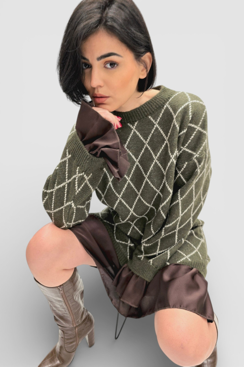 Zelena pletena haljina Cristal s dijamantnim uzorkom i satenskim rub s volanom