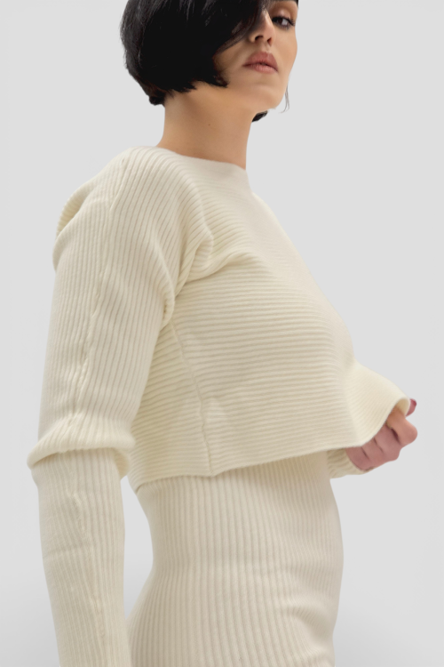 Komplet bež rebraste viskozne haljine i džempera Catrina