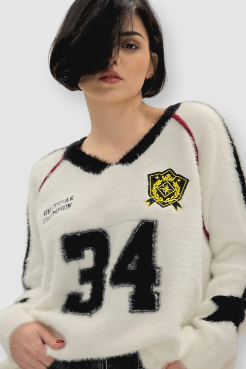 Ženski bijeli džemper Beverly s V-izrezom i retro printom