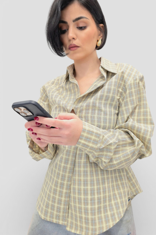 Trendi bež karirana strukirana košulja Lauren sa efektom preklopa i širokim rukavima