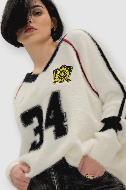 Ženski bijeli džemper Beverly s V-izrezom i retro printom