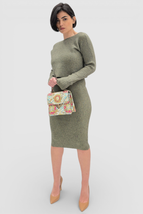 Komplet rebraste viskozne haljine i džempera u kaki boji Catrina